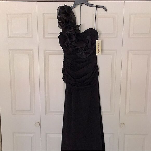 NWT Vintage CINDERELLA DESIGN ONE SHOULDER MOVIE STAR DRESS GOWN PROM - Picture 1 of 8
